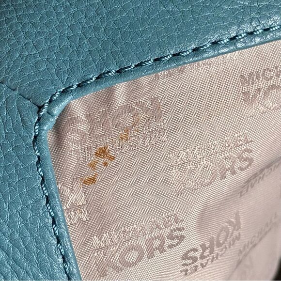 Michael Kors Chain Strap Shoulder Bag - Picture 14 of 15